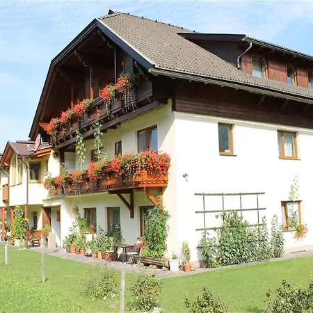 Lovely In Tr Polach With Sauna Apartmán